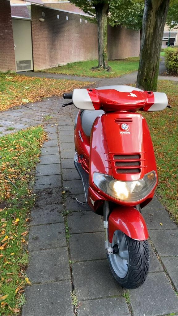 Complete kappenser skipper lx rood, Fietsen en Brommers, Scooters | Piaggio, Zo goed als nieuw, Overige modellen, Benzine, Ophalen of Verzenden