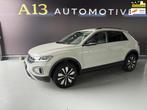 Volkswagen T-Roc 1.5 TSI Life Edition automaat navi camera g, 1258 kg, Zwart, 4 cilinders, 150 pk
