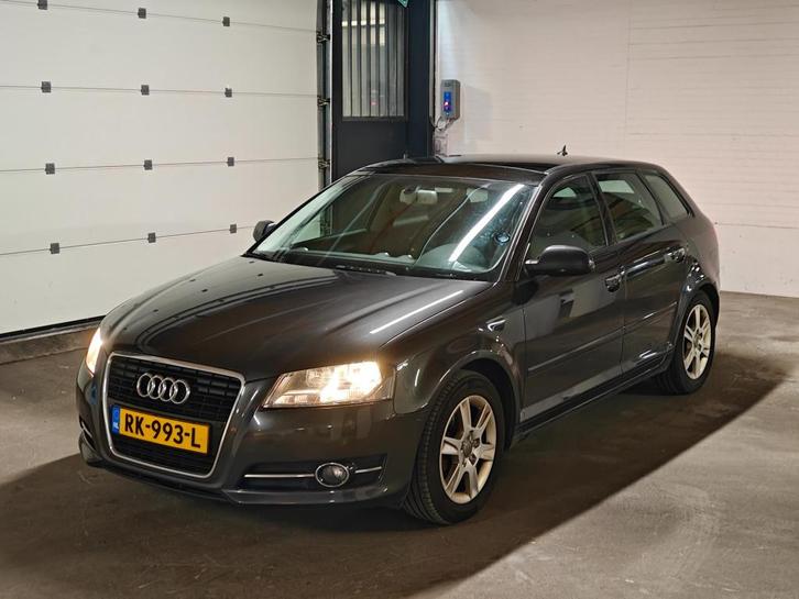 Audi A3 1.4 Tfsi 92KW Sportback S-tronic 2012 Grijs, Auto's, Audi, Particulier, A3, ABS, Airbags, Airconditioning, Alarm, Bluetooth