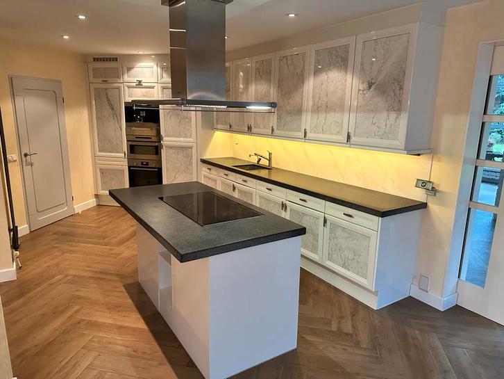 Complete Keuken met kookeiland. Gedemonteerd, Huis en Inrichting, Keuken | Complete keukens, Gebruikt, Overige typen, Wit, Graniet of Steen