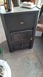 prity cv houtkachel, Huis en Inrichting, Kachels, Ophalen, Gebruikt, Houtkachel, Vrijstaand