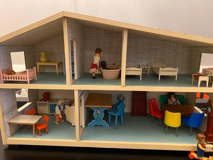 Lundby poppenhuis, Verzamelen, Poppenhuizen en Toebehoren, Gebruikt, Poppenhuis, Ophalen of Verzenden