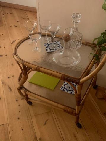 Vintage rattan trolley 1950 beschikbaar voor biedingen