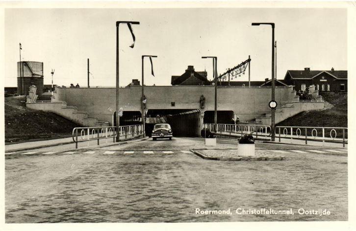 Roermond, Christoffeltunnel, Oostzijde - ongelopen, Verzamelen, Ansichtkaarten | Nederland, Ongelopen, Limburg, Voor 1920, Ophalen of Verzenden