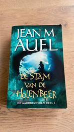 De Stam van de Holenbeer, Jean M Auel, Ophalen of Verzenden, Zo goed als nieuw, Nederland