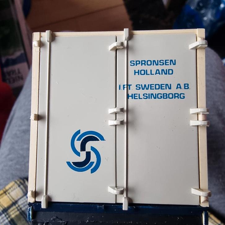 TEKNO SCANIA SPRONSEN HOLLAND, Hobby en Vrije tijd, Modelauto's | 1:50, Bus of Vrachtwagen, Tekno, Ophalen of Verzenden