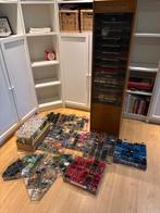 Vele diverse knopen in mooie kast, Ophalen, Gebruikt, 150 discs of meer, Hout