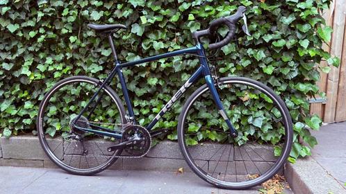 Trek Domane AL2 mét Bontrager DuoTrap S digitale sensor, Fietsen en Brommers, Fietsen | Racefietsen, Zo goed als nieuw, Heren