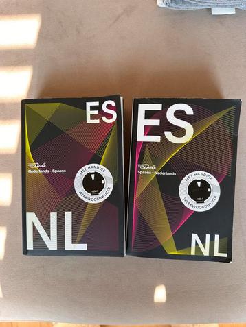 Van Dale Pocketwoordenboek Nederlands-Spaans beschikbaar voor biedingen