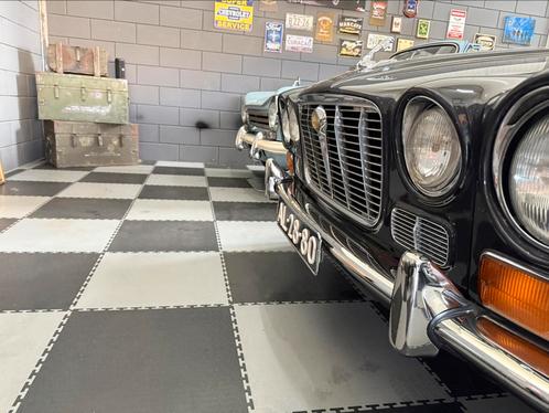 Oldtimerstalling Friesland, Auto diversen, Autostallingen en Garages