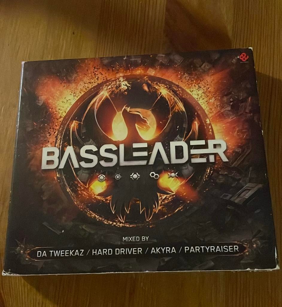 Bassleader mixed by da tweekaz, hard driver, akyra& partyrai, Ophalen of Verzenden, Zo goed als nieuw, Techno of Trance