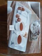 Theepot, 2 kopjes en dienblad, Huis en Inrichting, Woonaccessoires | Dienbladen, Ophalen, Nieuw, Rond, Hout