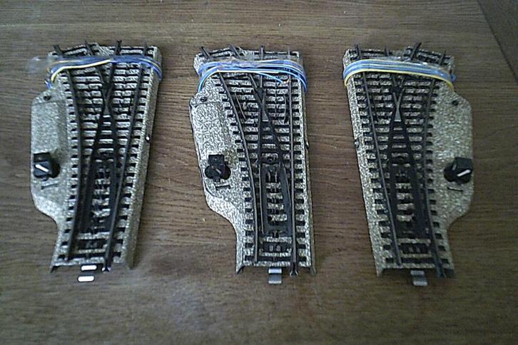 Marklin M-rail 3 Electrische Wissels nr. 5203 en 5204, Hobby en Vrije tijd, Modeltreinen | H0, Gebruikt, Rails, Wisselstroom, Märklin