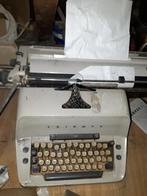 Antieke Triumph typmachine, Ophalen, Gebruikt