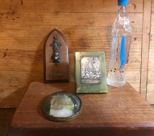 Lourdes souvenirs, Maria op marmer en meer *Nous Deux*, Verzamelen, Religie, Gebruikt, Christendom | Katholiek, Beeld(je), Ophalen of Verzenden