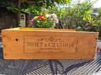 MOËT & CHANDON  champagne Maison fondèe en 1743  kist, Minder dan 50 cm, Gebruikt, Minder dan 50 cm, Ophalen of Verzenden