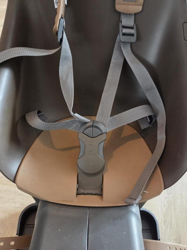 Iki fietsstoeltje Chocolade bruin met licht bruin, Fietsen en Brommers, Fietsaccessoires | Fietsstoeltjes, Zo goed als nieuw, Achterzitje