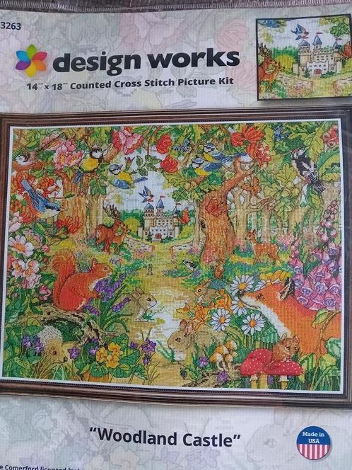 Borduurpakket Woodland Castle van Design Works, Hobby en Vrije tijd, Borduren en Borduurmachines, Nieuw, Borduurpakket, Ophalen of Verzenden