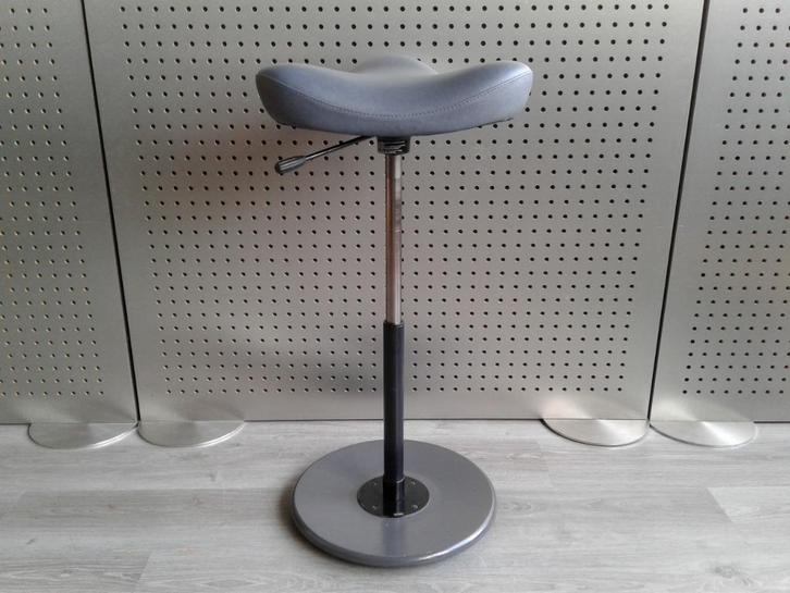 Stokke (Variér) Move (Medium) (Grijs), Zeer Mooi!, Huis en Inrichting, Bureaustoelen, Gebruikt, Bureaukruk, Grijs, Ergonomisch