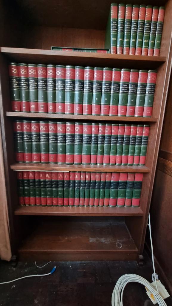 Grote Nederlandse Larousse Encyclopedie - Complete Set, Boeken, Encyclopedieën, Gelezen, Complete serie, Algemeen, Ophalen
