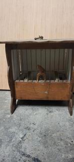 Houten vogelkooitje (show), Ophalen