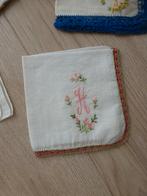 zakdoekje letter H en letter R zakdoekjes, Antiek en Kunst, Ophalen