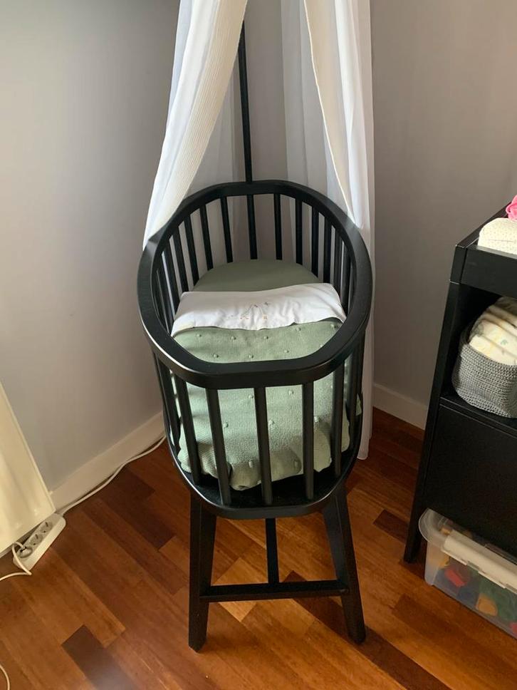 KIDSMILL wieg Lars inclusief Kidsmill hemeltje, Kinderen en Baby's, Babywiegjes en Ledikanten, Zo goed als nieuw, Wieg, Ophalen