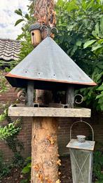 Groot robuust vogel voederhuis met ijzeren dak / bijzonder!, Ophalen, Gebruikt