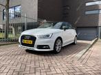 Audi A1 Sportback 1.0 Tfsi 95pk S Tronic 2016 Wit, Auto's, Stof, A1, Wit, Origineel Nederlands