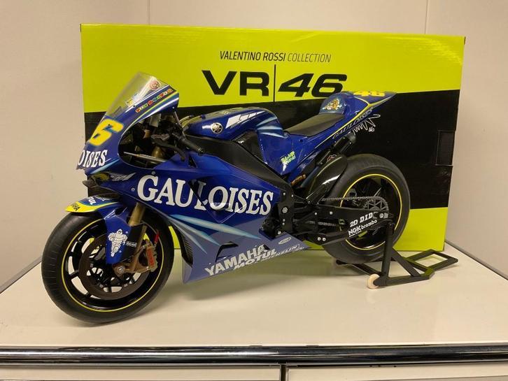 Minichamps Valentino Rossi 1:4, Hobby en Vrije tijd, Modelauto's | 1:43, Nieuw, Overige typen, MiniChamps, Ophalen