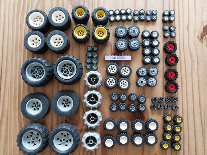 LEGO partij wielen / velgen / banden, Kinderen en Baby's, Speelgoed | Duplo en Lego, Gebruikt, Lego, Losse stenen, Ophalen of Verzenden