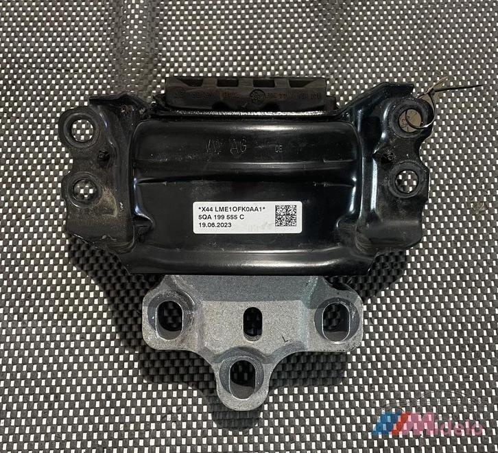 VW TIGUAN VERSNELLINGSBAK STEUN 5QA199555C, Auto-onderdelen, Transmissie en Toebehoren, Volkswagen, Gebruikt, Ophalen of Verzenden