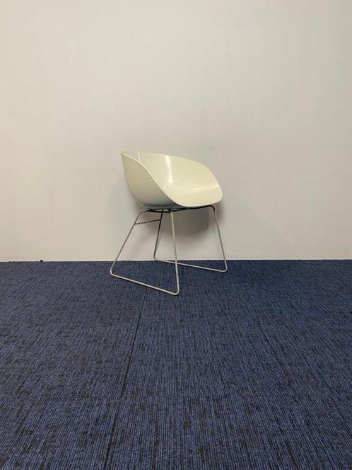 3 x Design vergaderstoel Moroso Fjord, wit, alu onderstel, Huis en Inrichting, Stoelen, Gebruikt, Drie, Kunststof, Wit, Ophalen