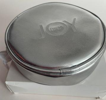 Dior toilettasje Joy zilverkleurig beschikbaar voor biedingen