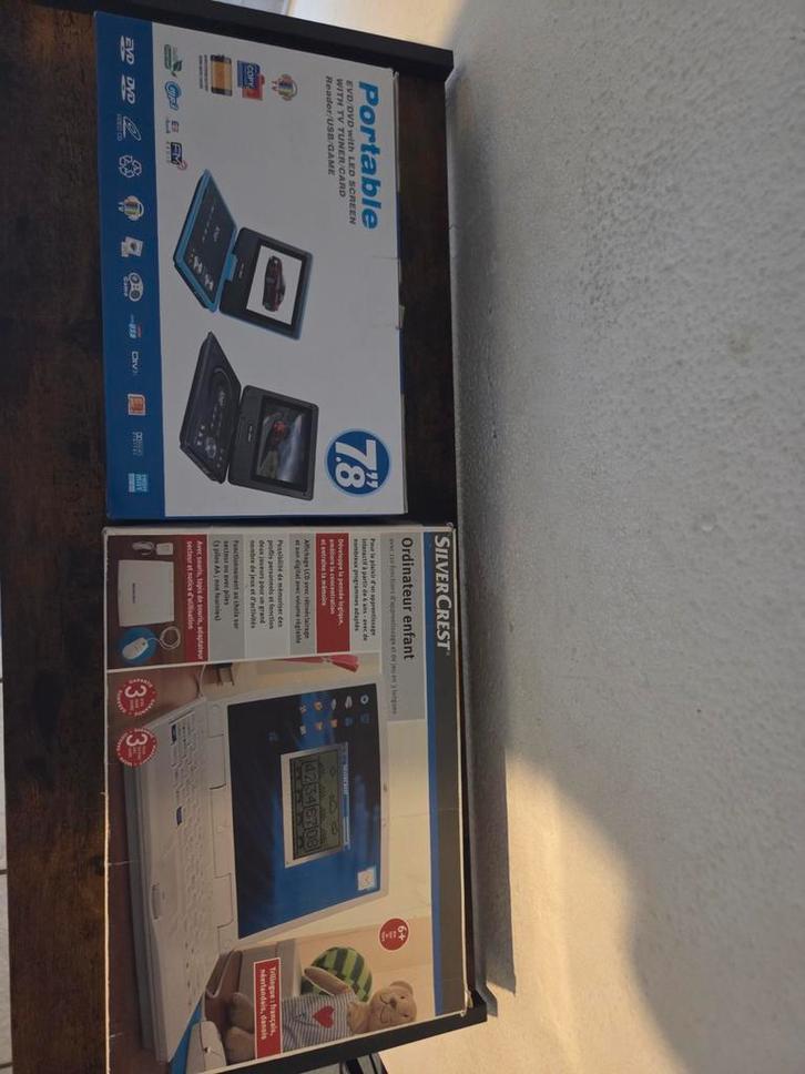 Portable DVD Speler & Kinderlaptop, Computers en Software, Overige Computers en Software, Zo goed als nieuw, Ophalen