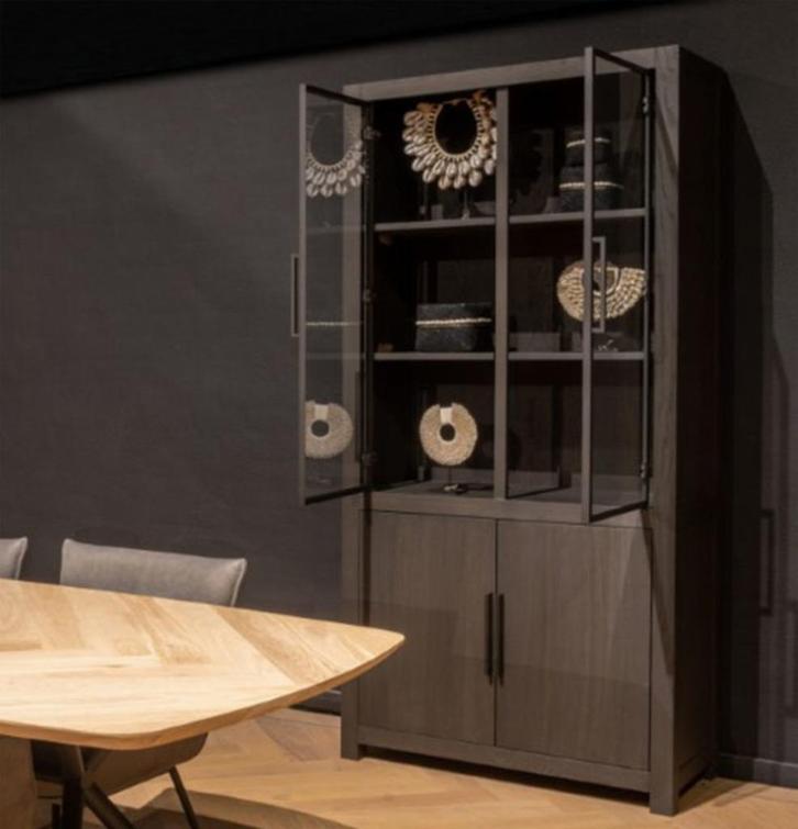 Vitrine kast l Whoon l Room108 l van €1349,- voor €749,-, Huis en Inrichting, Kasten | Vitrinekasten, Gebruikt, 200 cm of meer
