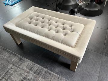 Hocker / Bank / Tafel  beschikbaar voor biedingen