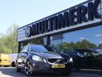 Volvo V60 1.6 T3 R-Design, Voorwielaandrijving, 15 km/l, Gebruikt, 4 cilinders