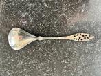 Antieke zilveren lepel met sierlijk handvat, Antiek en Kunst, Ophalen of Verzenden