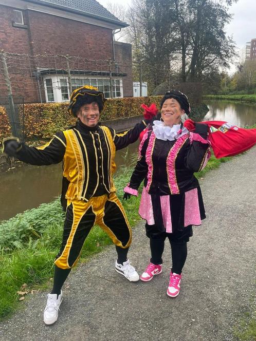 2 Gezellige Pietjes  (Jongen en Meisje), Diversen, Sinterklaas, Ophalen