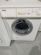 Miele Novotronic w819, Witgoed en Apparatuur, 85 tot 90 cm, 4 tot 6 kg, 1200 tot 1600 toeren, Zo goed als nieuw