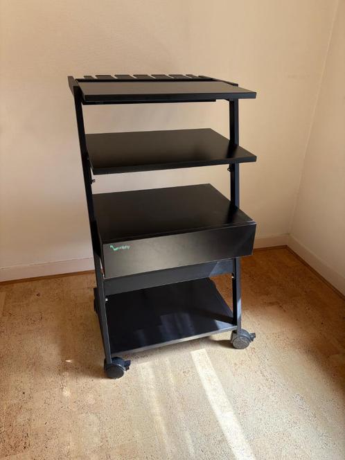verrijdbare trolley/apparaten wagentje, Huis en Inrichting, Kasten | Stellingkasten, Gebruikt, Ophalen of Verzenden