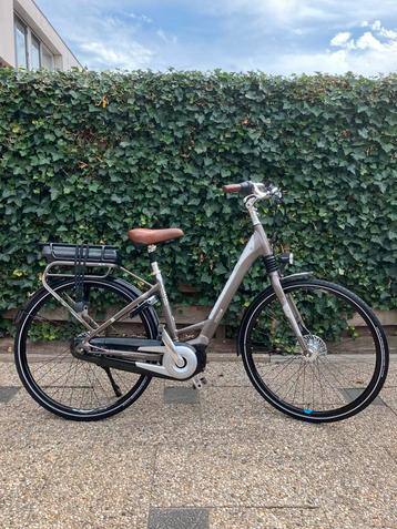 Mooie elektrische Giant prime hybrid, 7s Shimano Nexus! beschikbaar voor biedingen