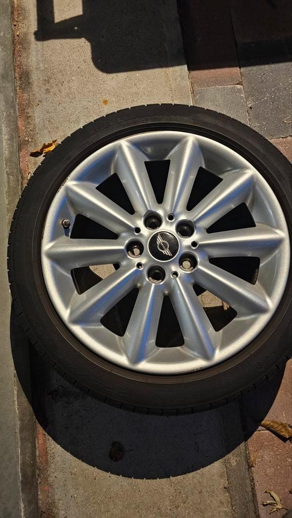 17 inch Mini F54/F55/F56 originele lichtmetalen velgen, Auto-onderdelen, Banden en Velgen, Velg(en), Zomerbanden, 17 inch, 225 mm