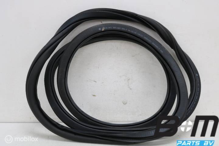 Portierrubber rechtsachter Skoda Octavia 3 Combi 5E9867368D, Auto-onderdelen, Interieur en Bekleding, Gebruikt