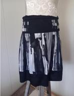 Rokje van Venducci, Kleding | Dames, Rokken, Maat 38/40 (M), Zwart, Ophalen of Verzenden, Zo goed als nieuw