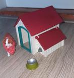 Leuk schleich honden hok met hond en voerbak, Ophalen of Verzenden, Zo goed als nieuw, Jongen of Meisje