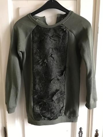 Jurkje (Jill) 122/128 beschikbaar voor biedingen