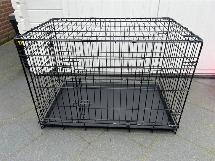 Zwarte bench, Dieren en Toebehoren, Hondenbenches, Gebruikt, Ophalen