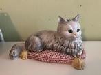 Prachtige keramieken poes op kussen, Ophalen of Verzenden